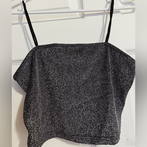 Sparkly top - Picture 1 of 1